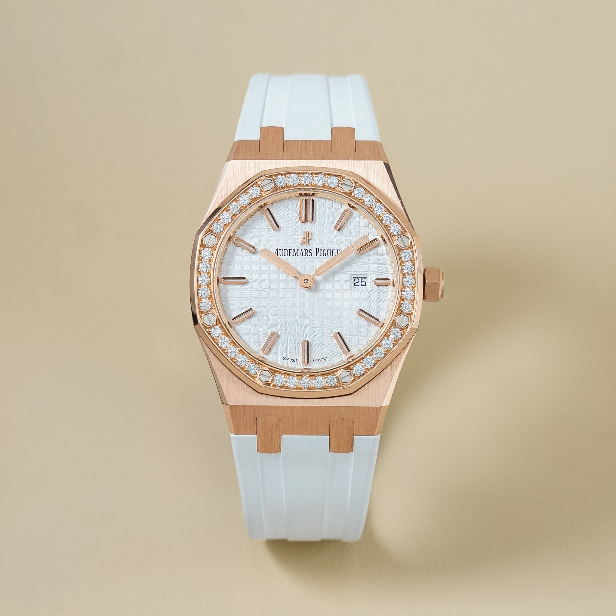 Audemars Piguet Royal Oak 67651OR.ZZ.D010CA.01