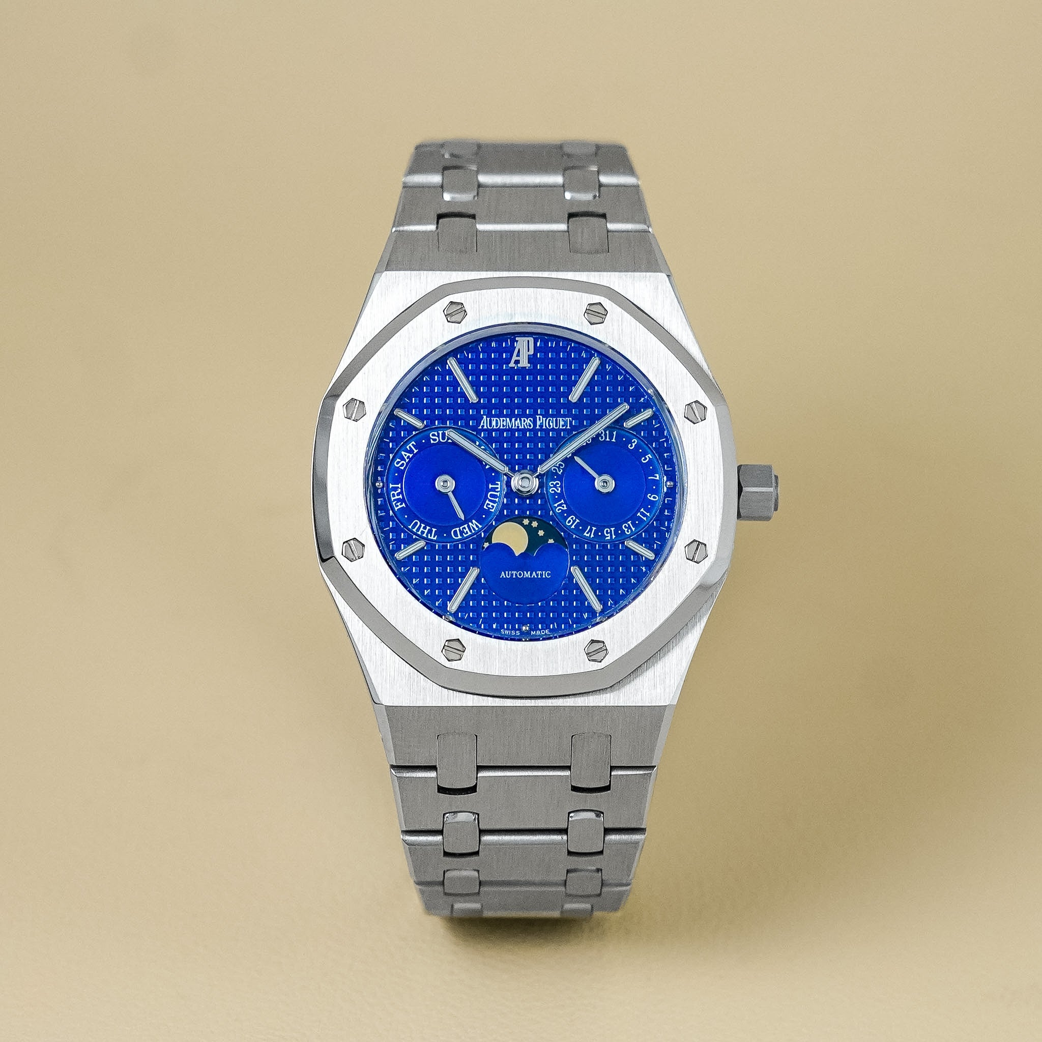 Audemars Piguet Royal Oak Day-Date Moonphase 25594ST 
