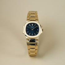 Patek Philippe Nautilus 4700/1J Blue Dial