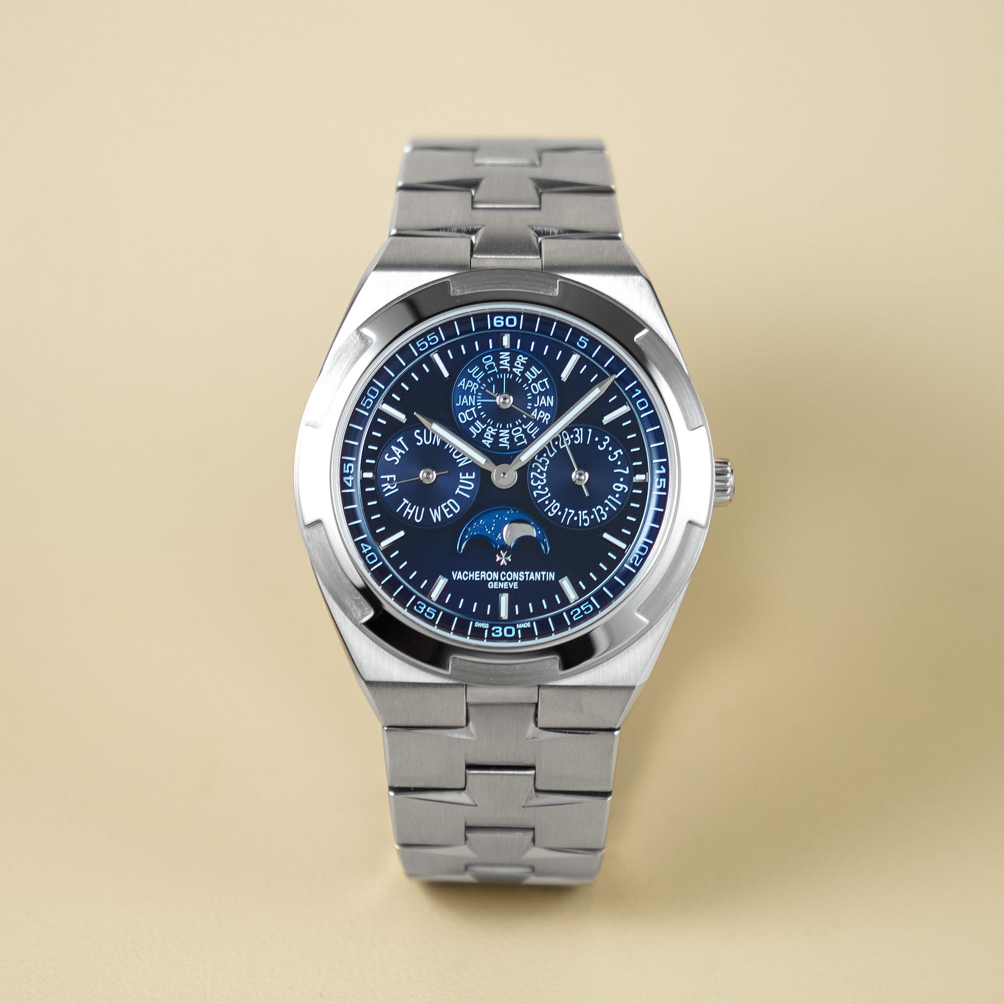 Vacheron Constantin Overseas Perpetual Calendar 4300V/120G-B945