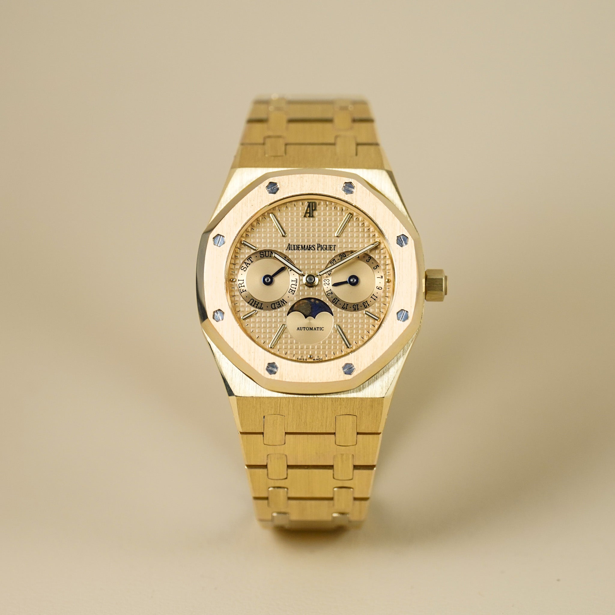 Audemars Piguet Royal Oak Day-Date Moonphase 25594BA.OO.0789BA.02