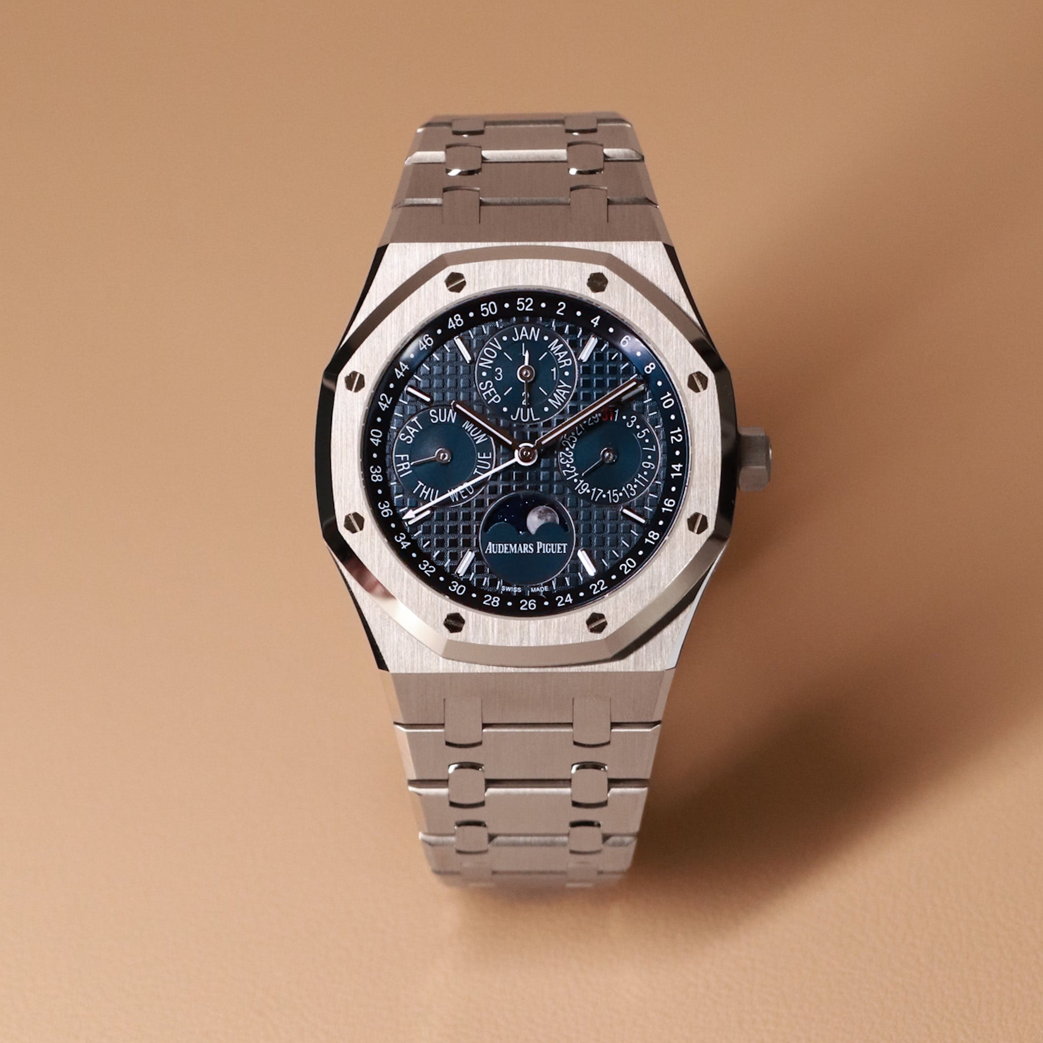 Royal Oak Perpetual Calendar Ref. 26574ST.OO.1220ST.02