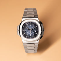 Patek Philippe Nautilus 5990/1A-011