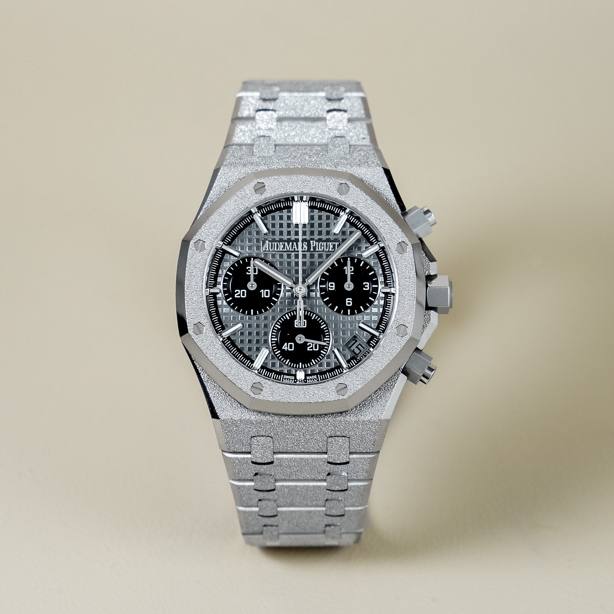 Audemars Piguet Royal Oak Chronograph 26240BC.GG.1324BC.01