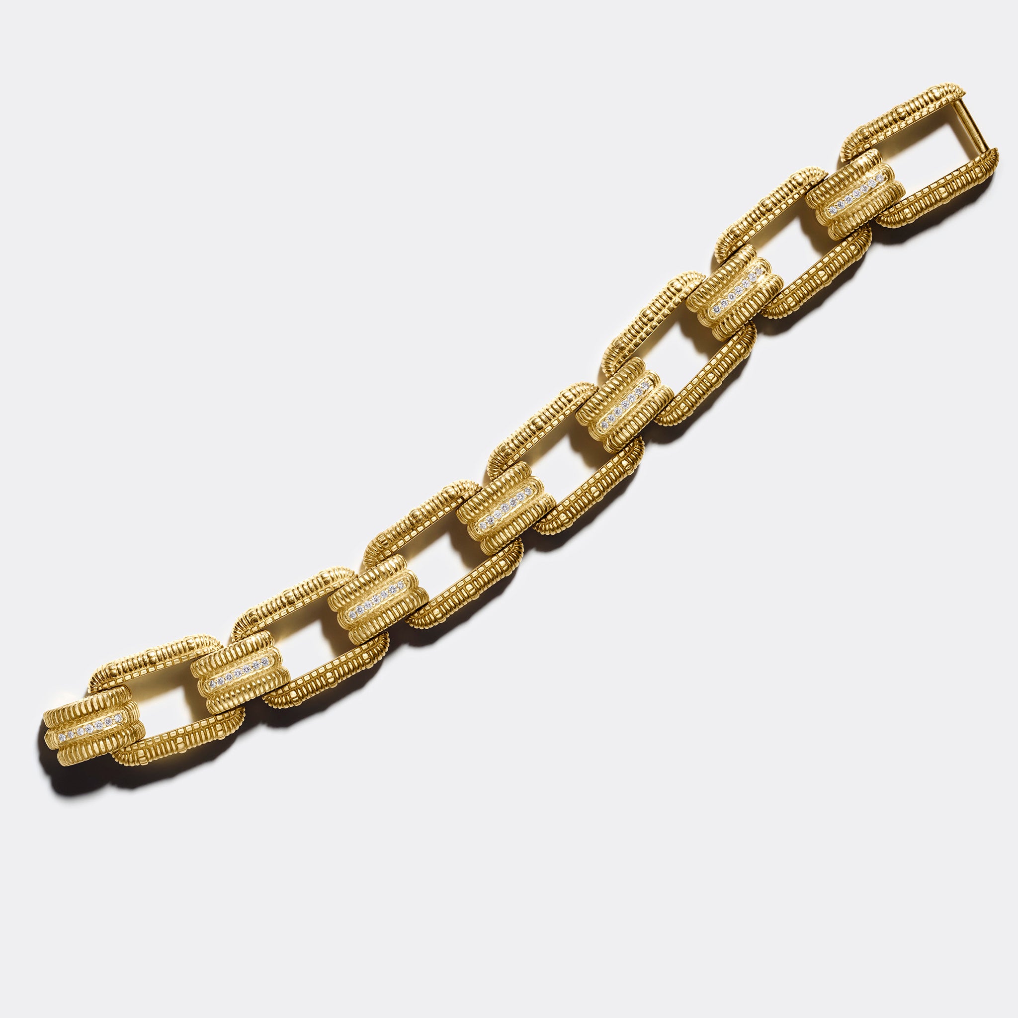 1980s Gold & Diamond Link Bracelet
