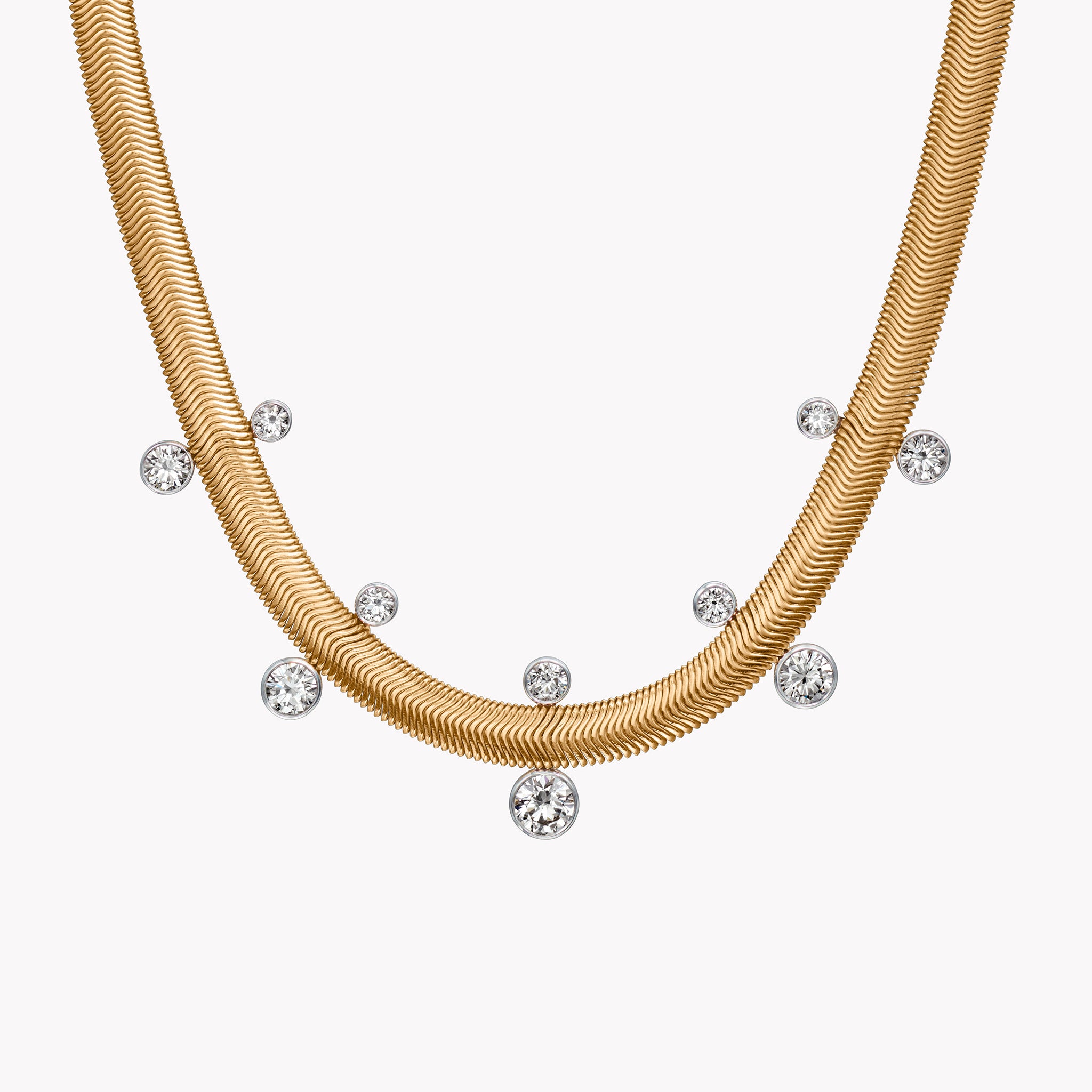 Feelings Round Brilliant Diamond Necklace