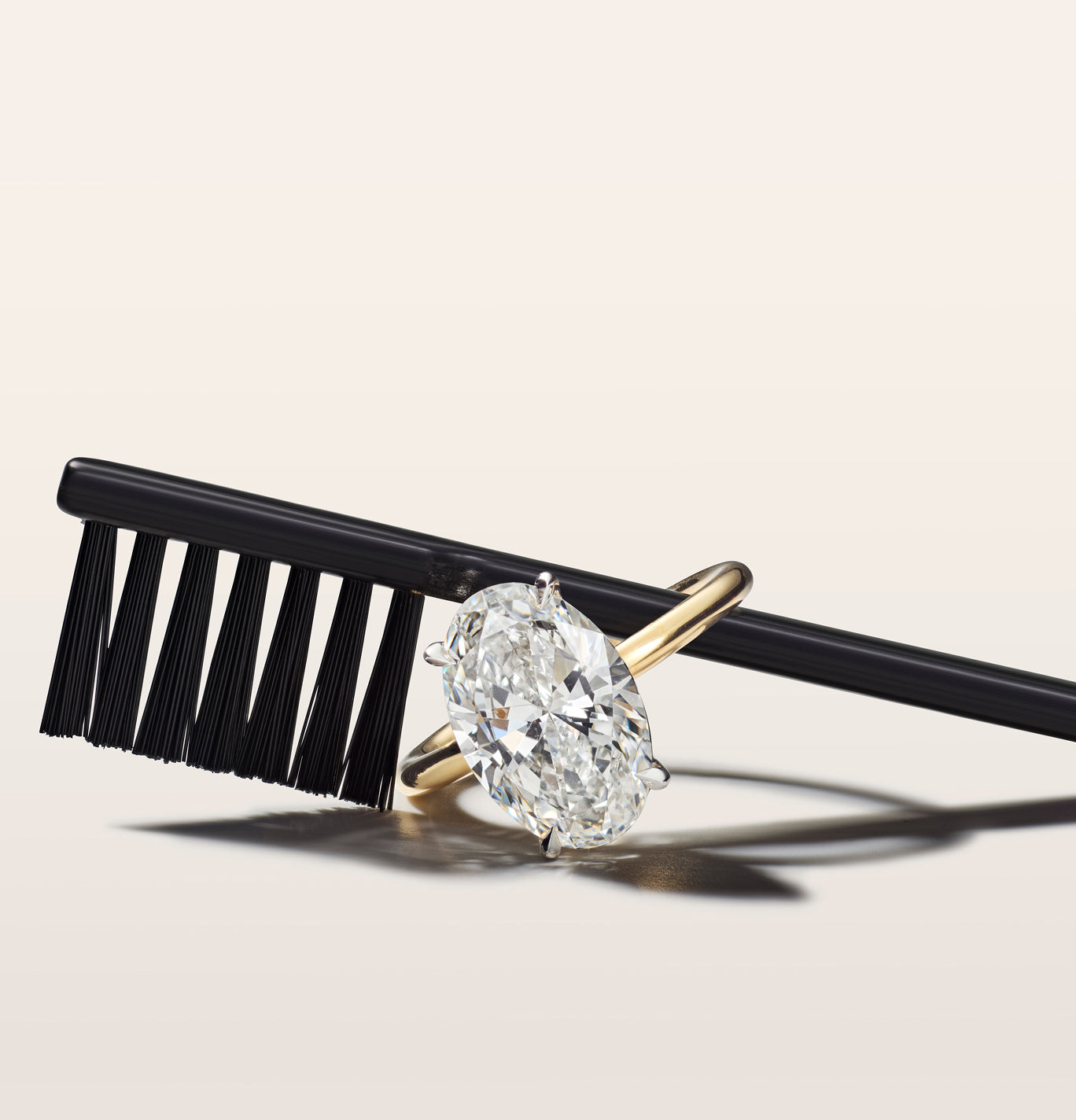 JEWELRY CARE WITH MATERIAL GOOD