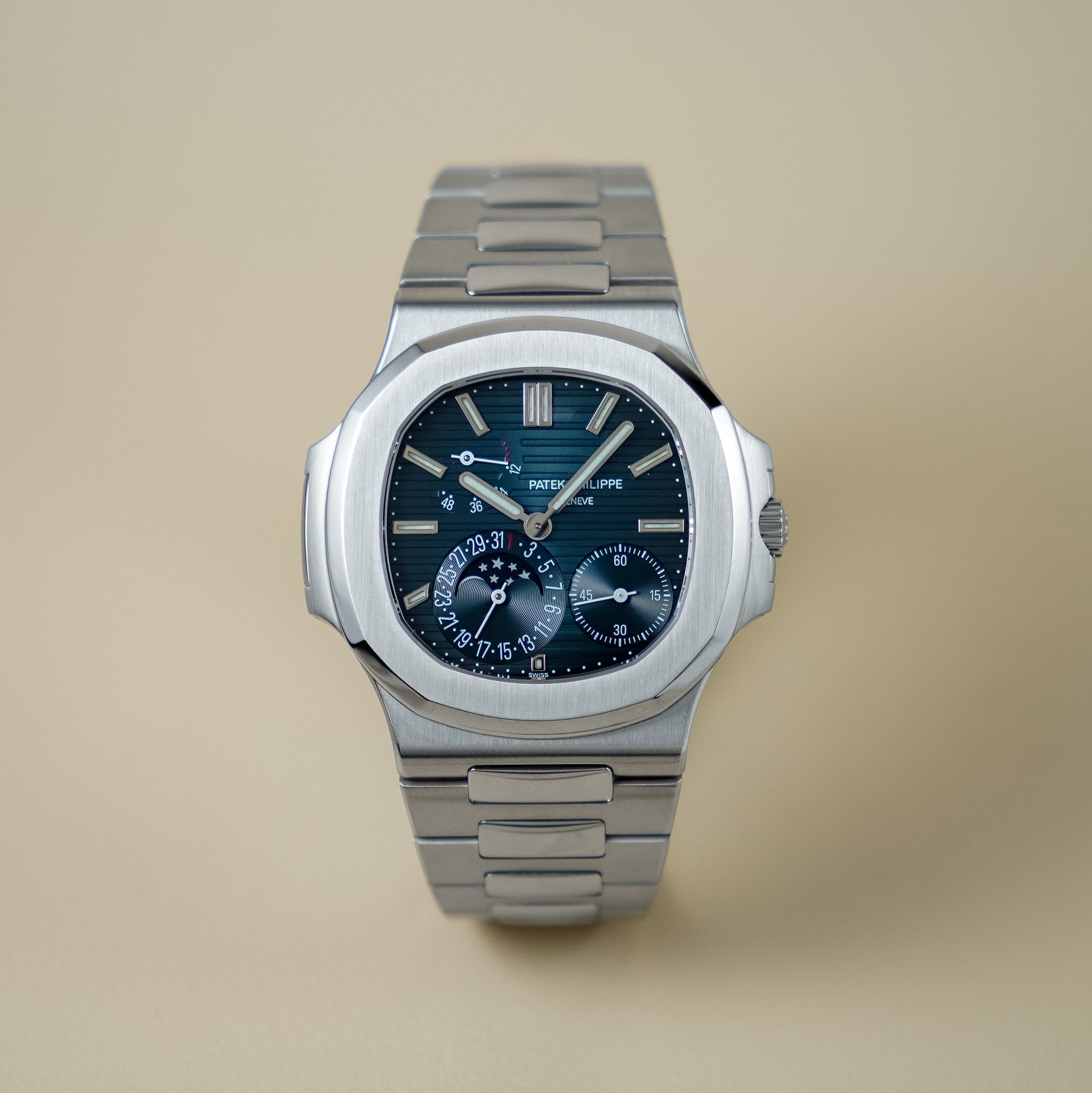 Patek Philippe Nautilus 5712A-001