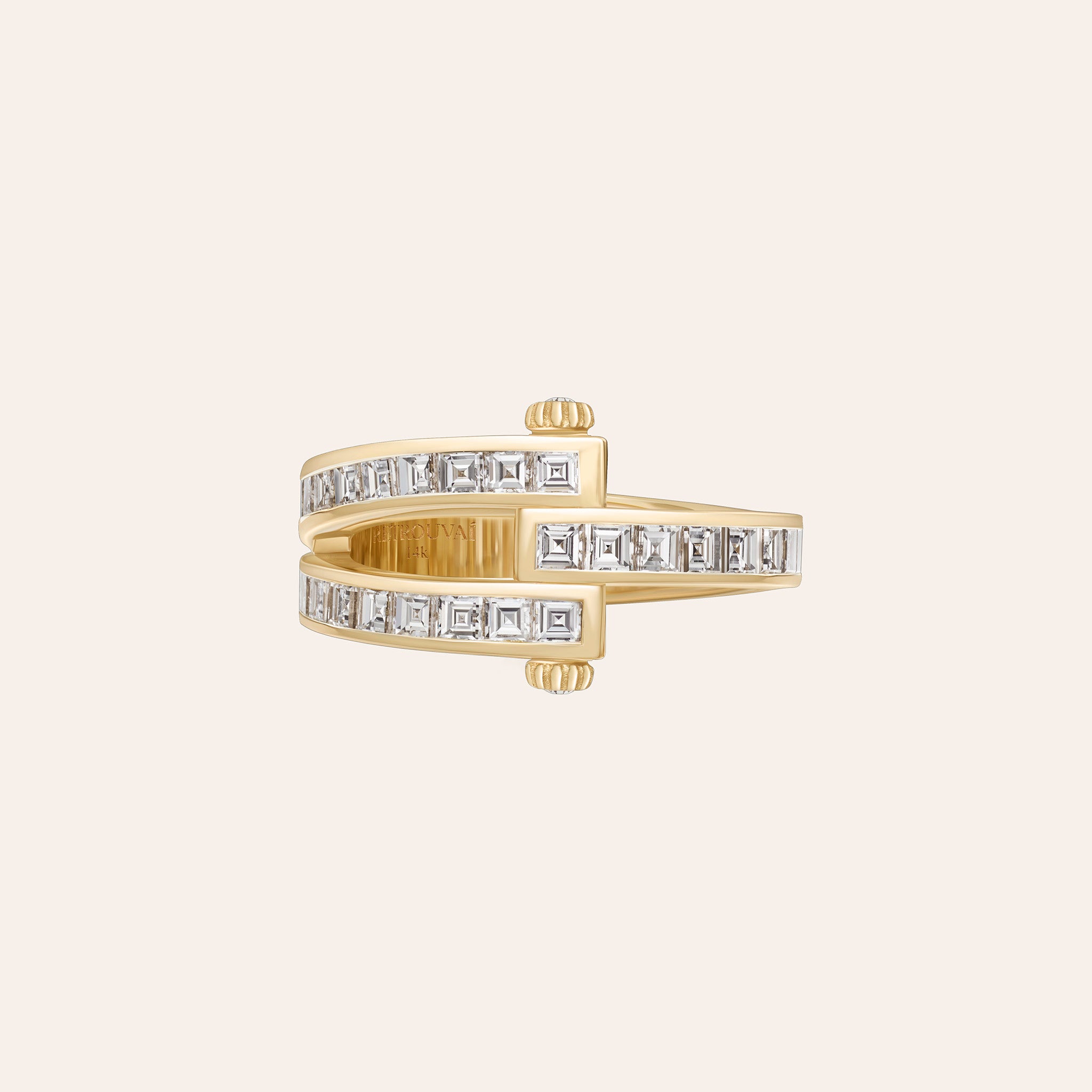 Magna Ring with Carre Cut Diamonds