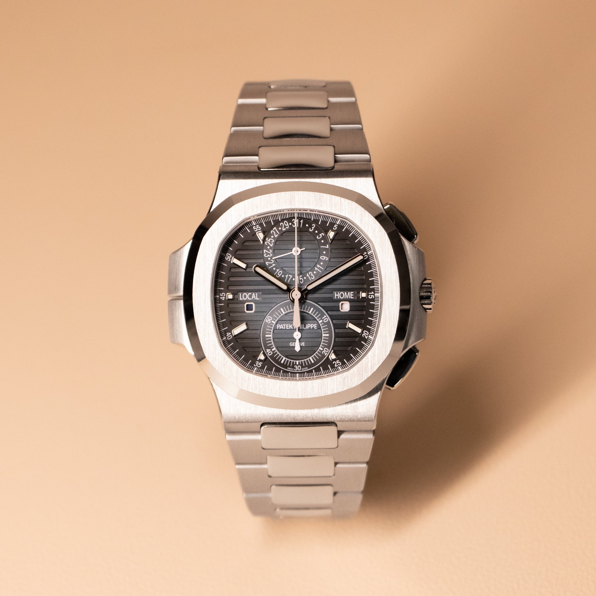 Patek Philippe Nautilus 5990/1A-011