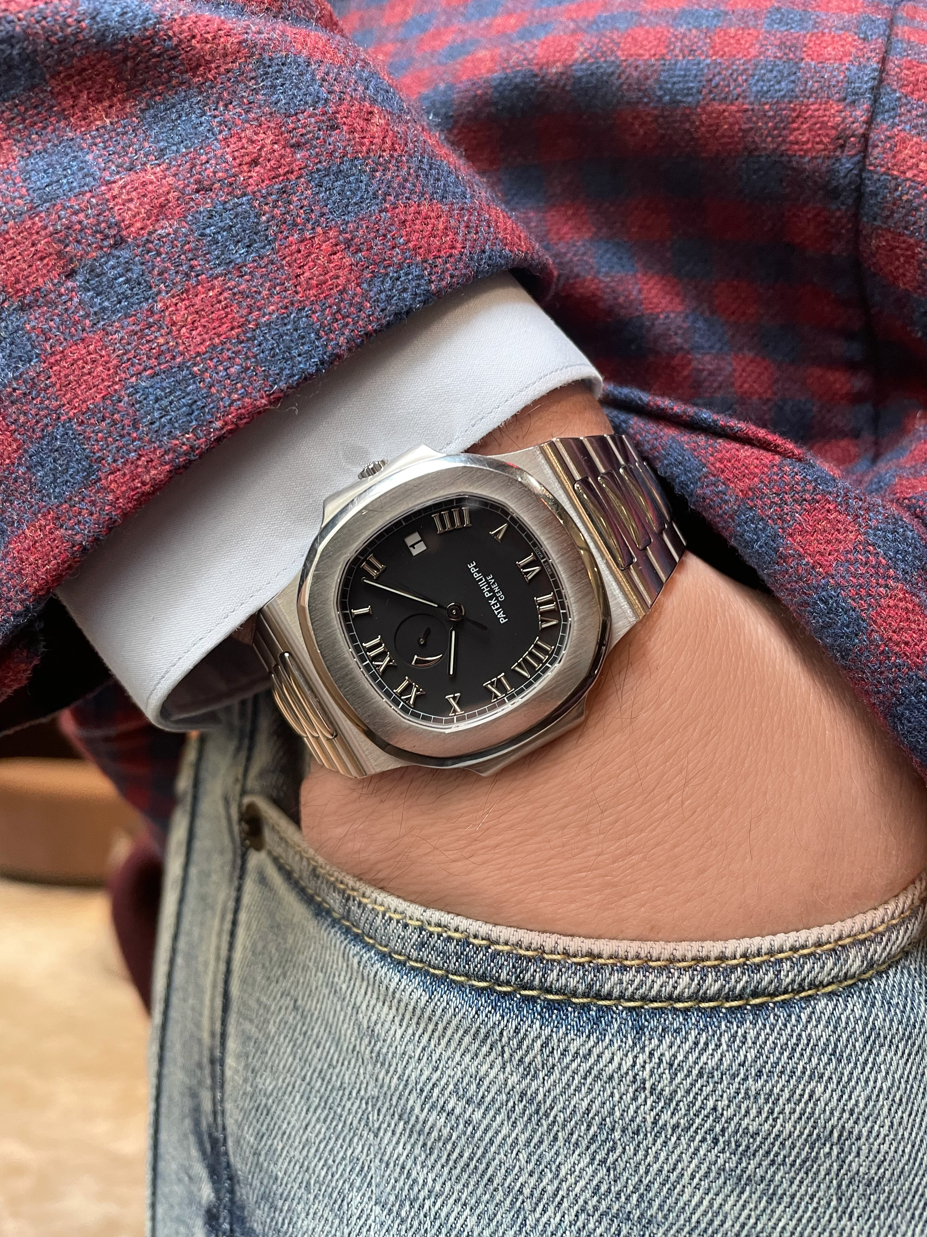 Nautilus 3710 1A 001 Material Good